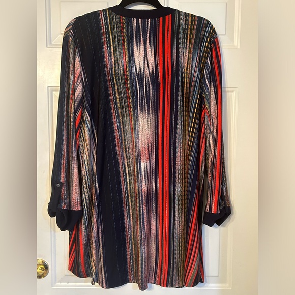 Multicolored C est 1846 tunic top, size 18/20 - Picture 2 of 5